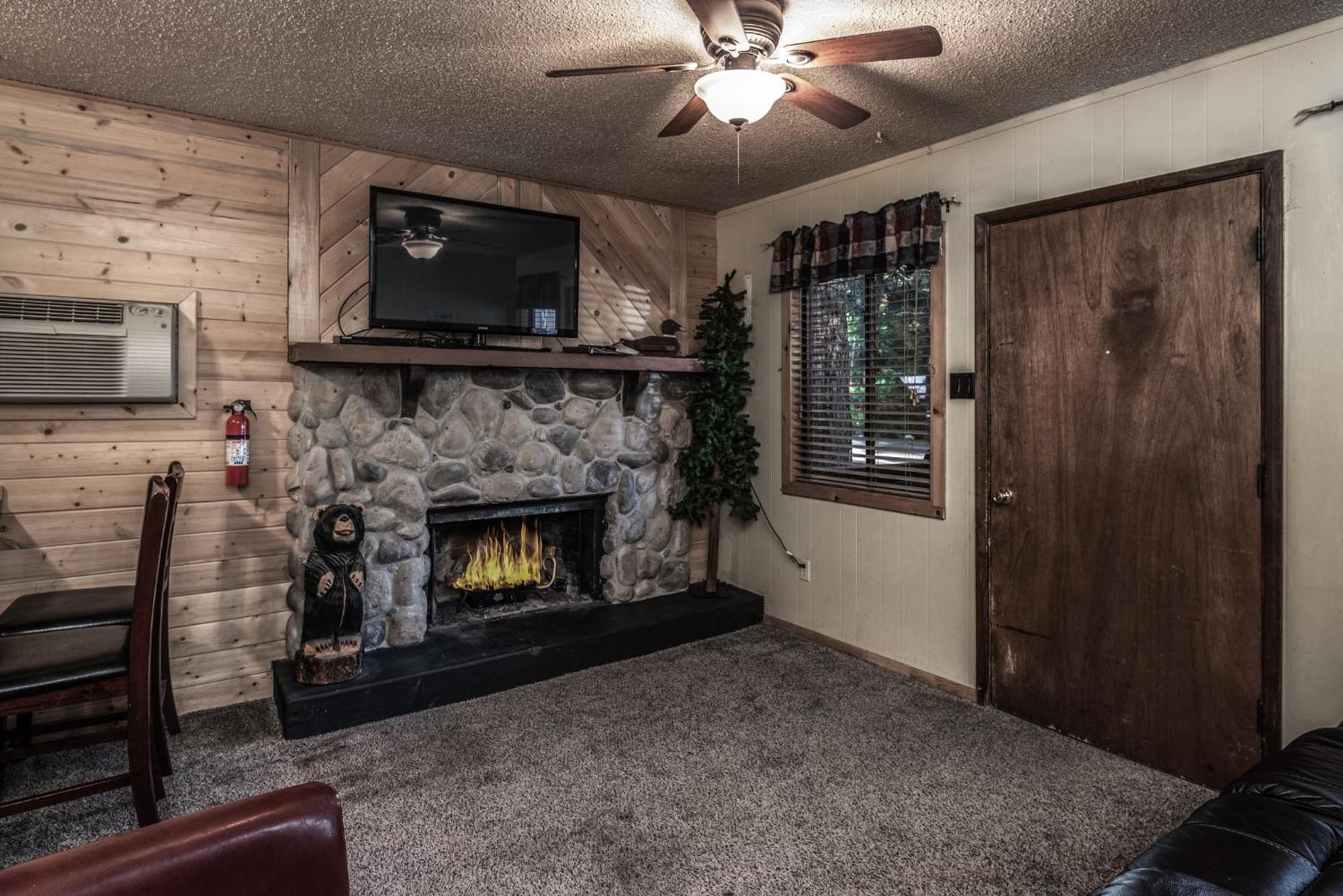 Upper Canyon Inn & Cabins رويدوسو، نيومكسيكو المظهر الخارجي الصورة
