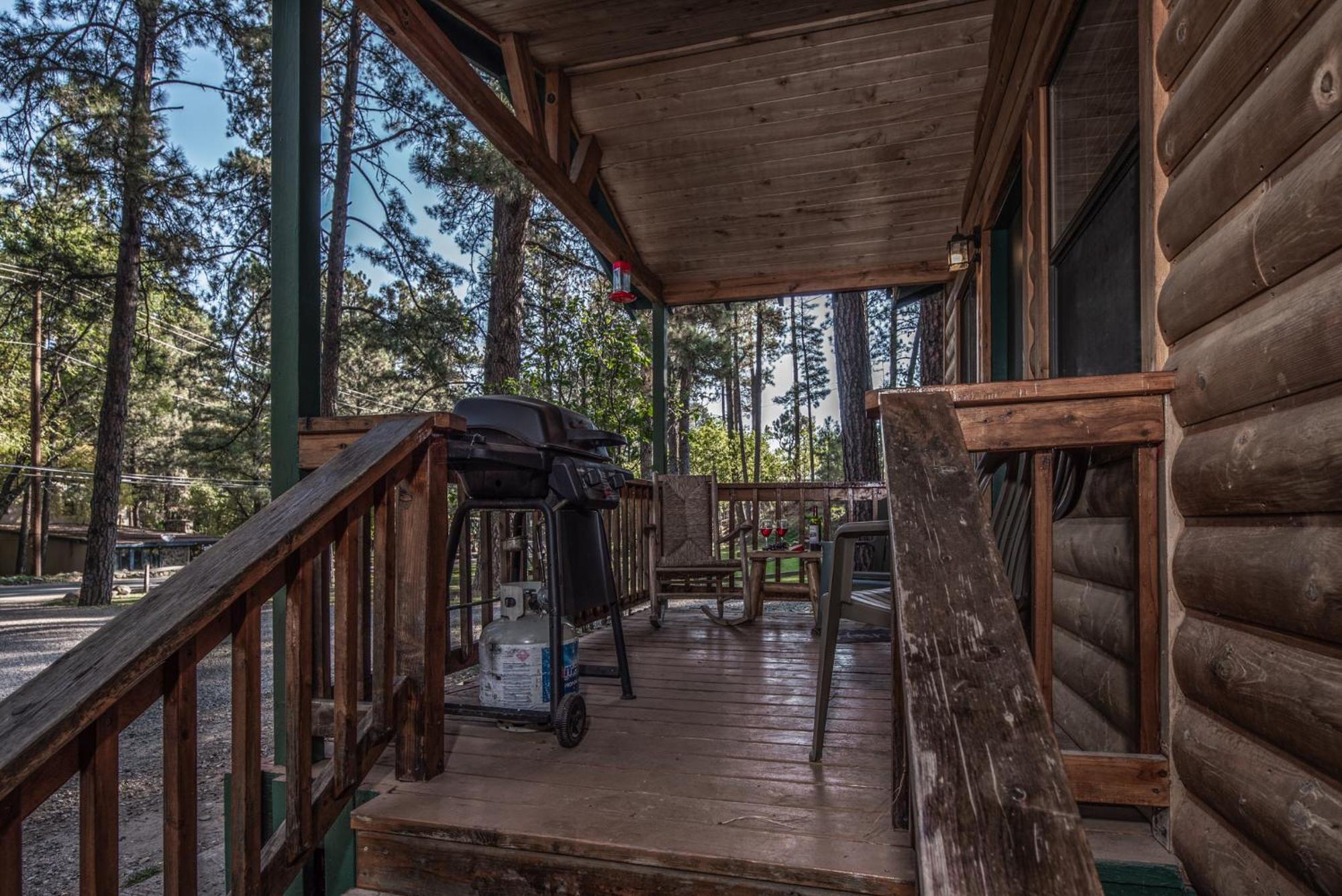 Upper Canyon Inn & Cabins رويدوسو، نيومكسيكو المظهر الخارجي الصورة
