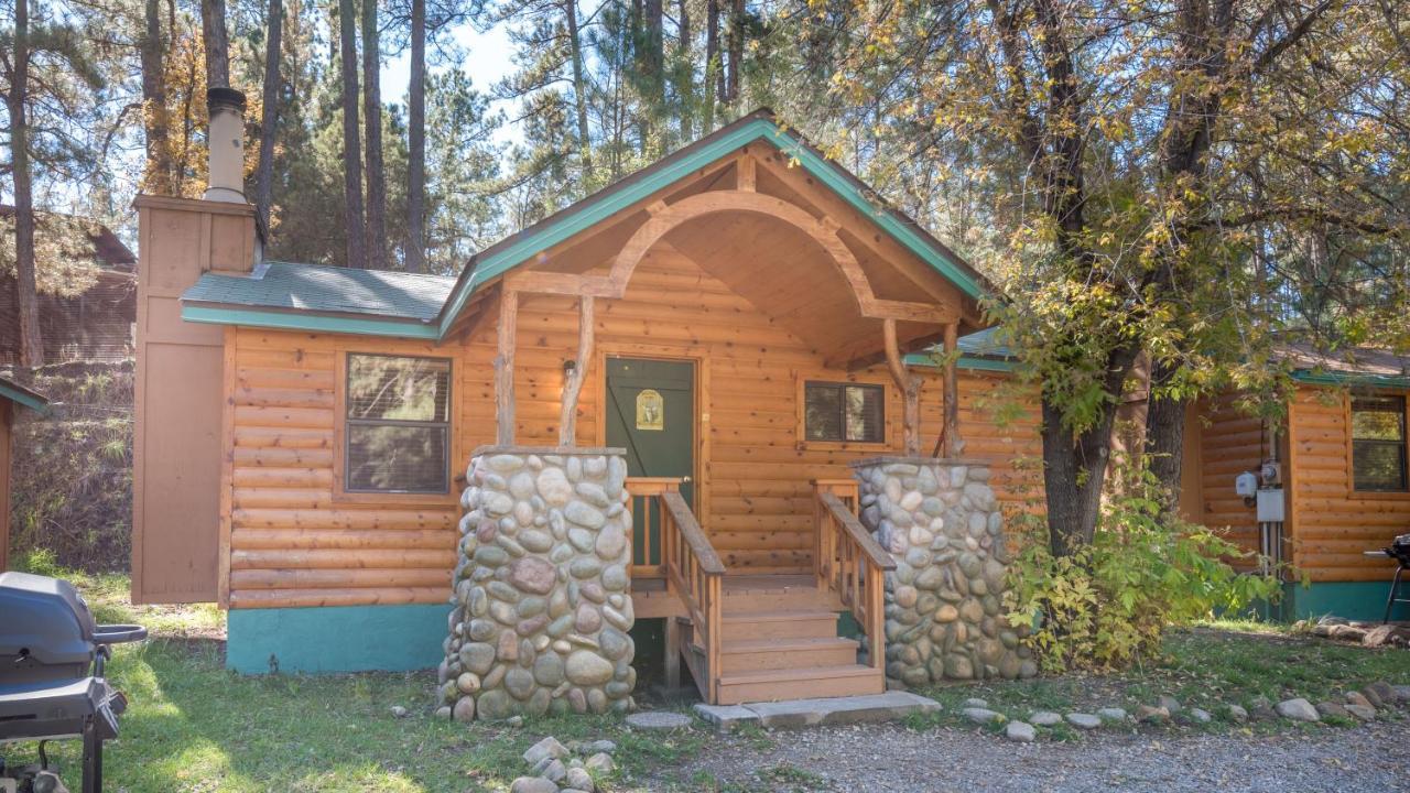 Upper Canyon Inn & Cabins رويدوسو، نيومكسيكو المظهر الخارجي الصورة