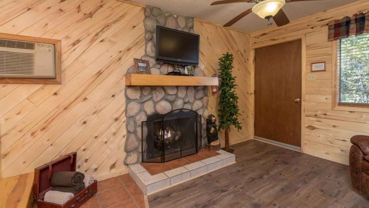 Upper Canyon Inn & Cabins رويدوسو، نيومكسيكو المظهر الخارجي الصورة